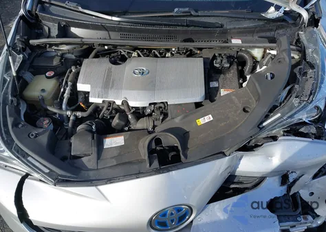 2018 Toyota Prius Three Touring из США, поврежденный, VIN JTDKARFU7J3066002